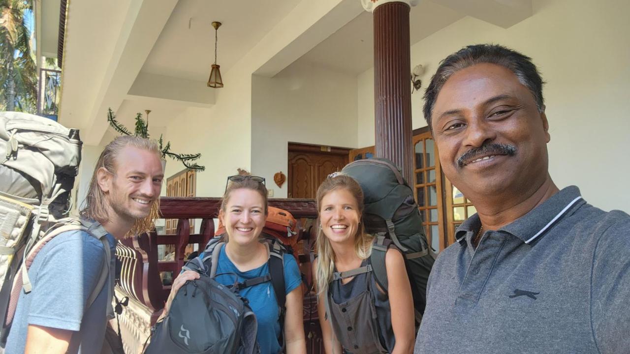 Pkn Homestay Kumily Thekkady Zewnętrze zdjęcie